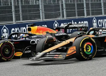 Norris Blasts Verstappen’s “Unsmart” Racing as McLaren Dominates Miami