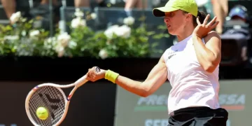 Collins Upsets Swiatek in Rome