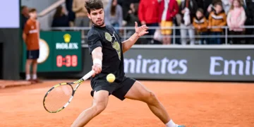 French Open 2025: Champions Swiatek, Alcaraz Begin Defences