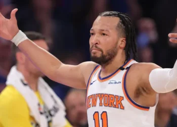 Knicks Force Game 6, Keep NBA Finals Hopes Alive