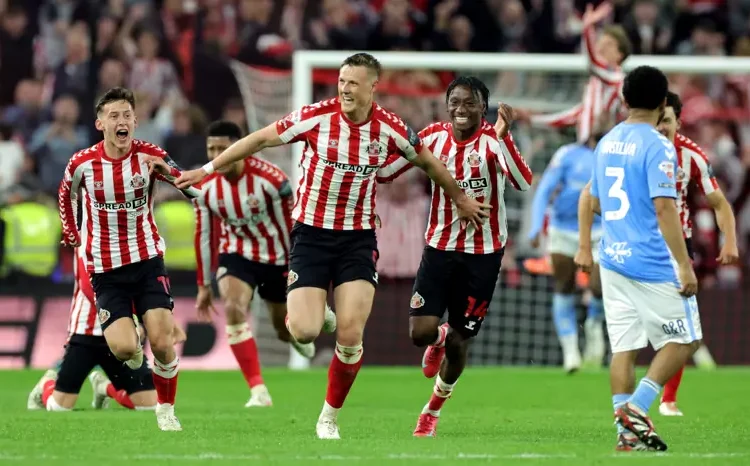 Ballard’s Last-Gasp Goal Sends Sunderland to Playoff Final