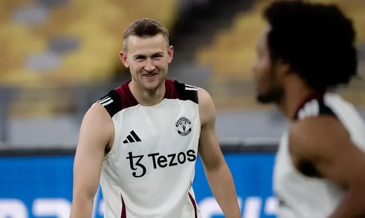 De Ligt Endorses Amorim’s ‘Blunt’ Approach at Manchester United