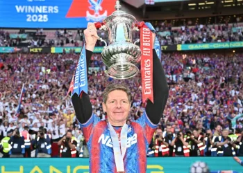 Glasner Urges Palace to “Go for Every Single One” After Historic FA Cup Win