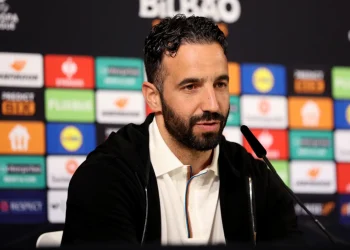 Amorim “Can’t Explain” Fan Support Amidst United’s Struggles, Eyes Europa League Glory