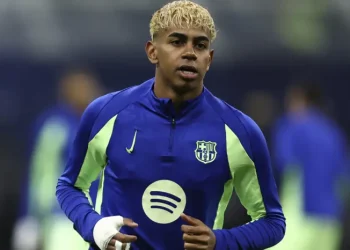 El Clasico Showdown: Barca Aim to Clinch LaLiga Title Against Real Madrid