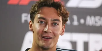 Russell Confirms Mercedes in Talks with Verstappen for 2026