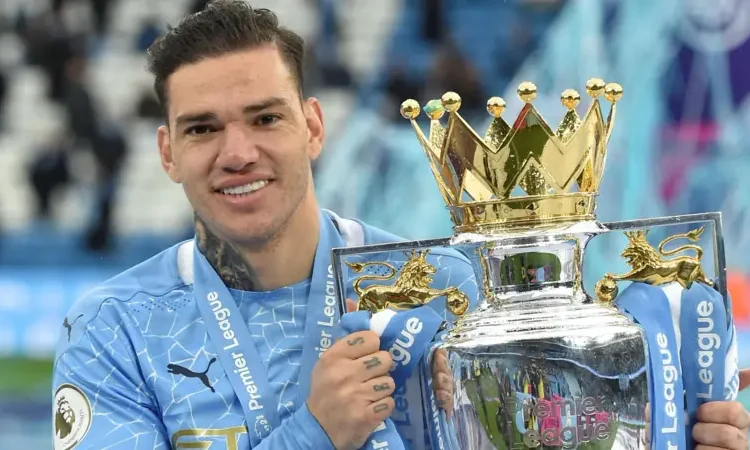 Ederson Quashes Exit Rumours, Affirms Commitment to Manchester City