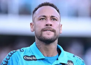 Neymar Renews with Boyhood Club Santos