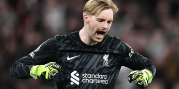 Brentford Sign Kelleher as Flekken Joins Leverkusen