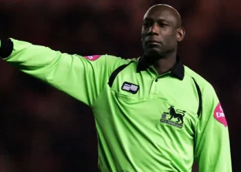 Trailblazing Premier League Referee Uriah Rennie Dies Aged 65