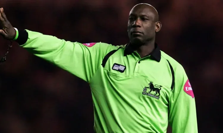 Trailblazing Premier League Referee Uriah Rennie Dies Aged 65