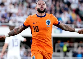 Depay Equals Van Persie’s Record