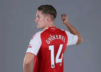 Gyokeres Downplays Henry Comparisons at Arsenal