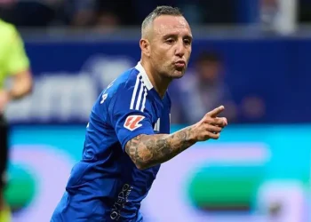 Santi Cazorla Renews with Real Oviedo for La Liga Return