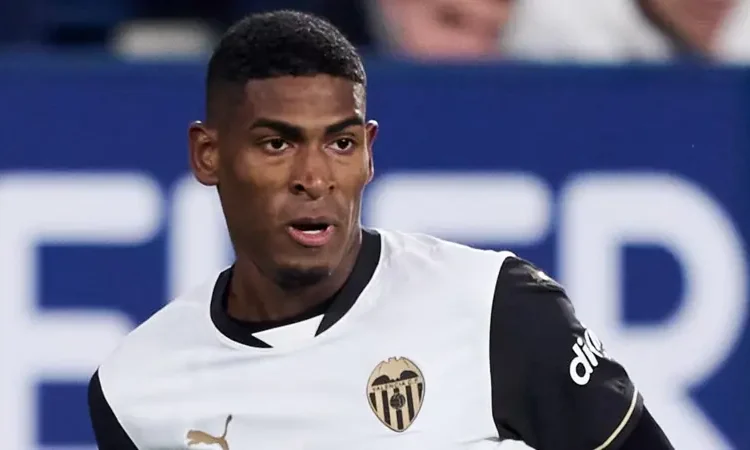 Arsenal Secure Cristhian Mosquera