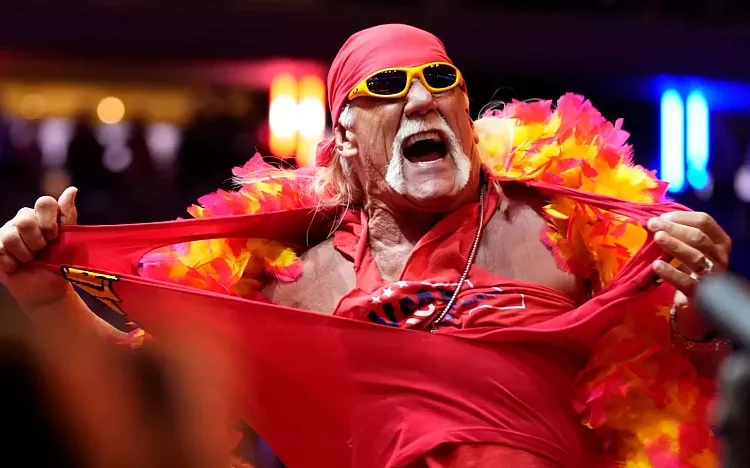 Hulk Hogan, Wrestling Icon, Dies at 71