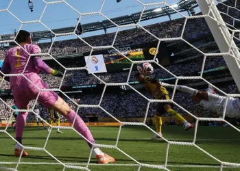 Garcia Shines as Mbappe Returns with Spectacular Goal