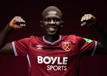 West Ham Sign Senegal’s Diouf