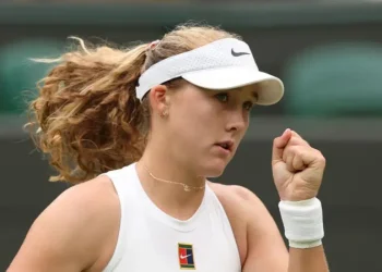 Andreeva Shines, Rybakina Upset at Wimbledon