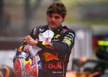 Verstappen Unfazed by Horner’s Exit, Signals Red Bull Loyalty