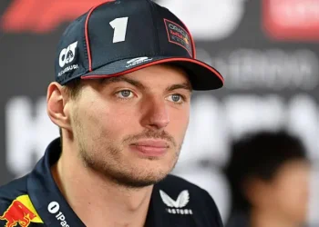 Verstappen Confirms Red Bull Stay for 2026