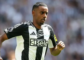 Isak Seeks Newcastle Exit After Pre-Season Snub