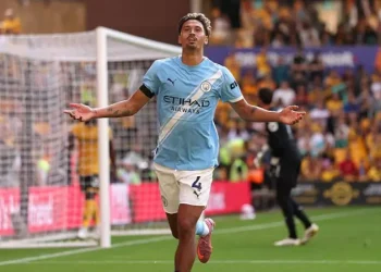 Manchester City Thump Wolves 4-0 as Reijnders Shines on Debut