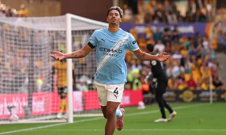 Manchester City Thump Wolves 4-0 as Reijnders Shines on Debut