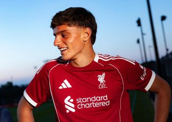 Liverpool Finalize Deal for Italian Teen Leoni