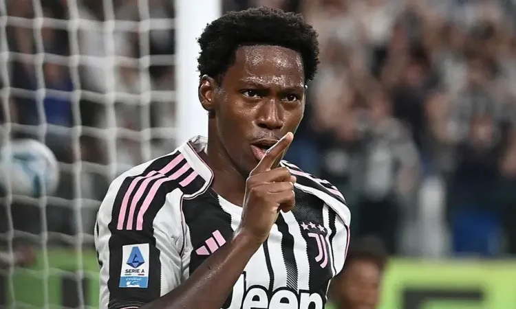 David Scores on Debut as 10-Man Juventus Beat Parma