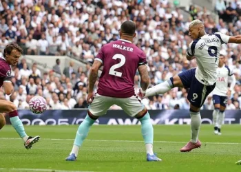 Richarlison Double Inspires Perfect Start for New Spurs Boss Frank