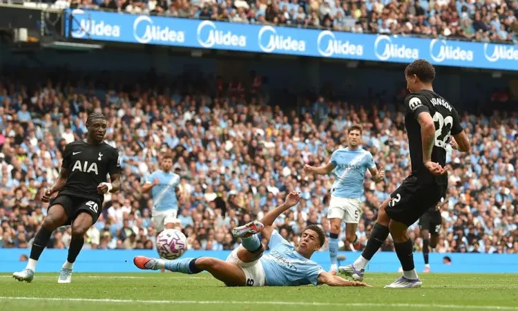 Spurs Stun Man City at the Etihad to Maintain Perfect Start