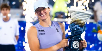 Swiatek Clinches Maiden Cincinnati Open Title Ahead of US Open