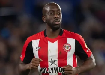 Brentford Reject Newcastle’s £40m Bid for Striker Yoane Wissa