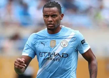 Crystal Palace Approaches Manchester City for Akanji