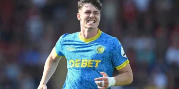 Wolves Reject Newcastle’s £50m Bid for Strand Larsen