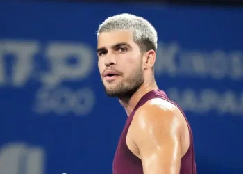 Alcaraz Triumphs in Tokyo; Sinner Progresses in Beijing