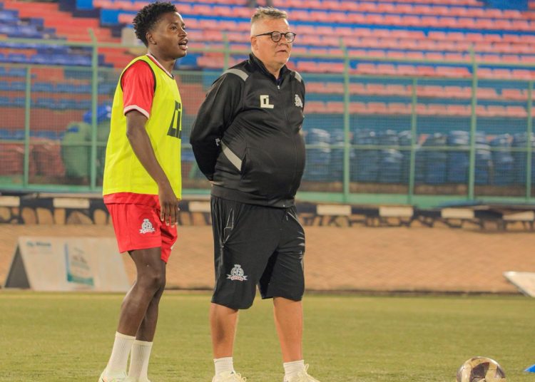 CAF Champions League: “Fans Will Push us,” – Vipers Coach Minnaert on Crunch Tie Against African Stars