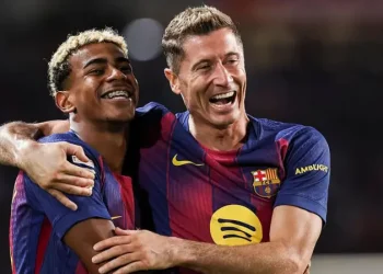 Lewandowski Winner Seals Comeback, Sends Barcelona to La Liga Summit