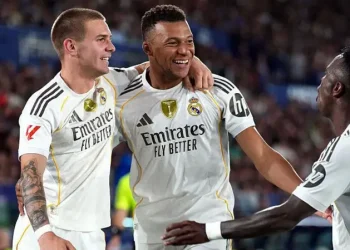 Mbappé Brace Seals Sixth Straight Win for Dominant Real Madrid