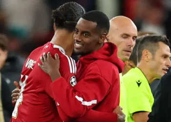Late Drama at Anfield: Van Dijk’s Header Secures Birthday Win for Slot