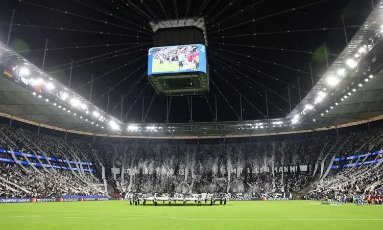 Frankfurt Routs Galatasaray in Champions League Thriller