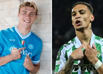 Hojlund and Antony Depart Manchester United in Deadline Day Moves