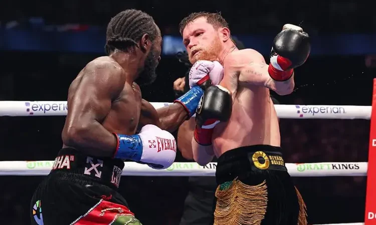 History Made: Crawford Beats Canelo, Secures Undisputed Title in Third Weight Class