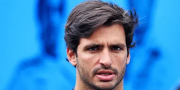 Carlos Sainz Pushes for Permanent F1 Stewards After Penalty Reversal