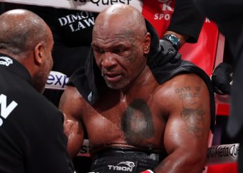 Hatton Fears for Tyson’s Safety in Mayweather Bout