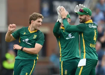 South Africa Humiliate England in Record ODI Rout