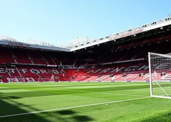 Manchester United Posts Record Revenue Despite Poor On-Field Performance