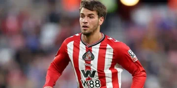 Chelsea to Recall Guiu Amid Striker Uncertainty