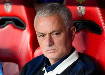 Mourinho Considers Benfica Return